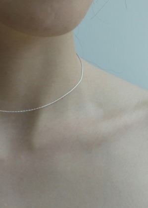 silver thin thread necklace(choker)