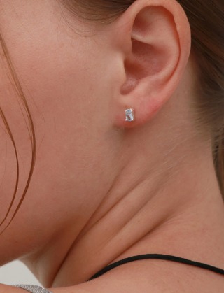 silver topaz earring