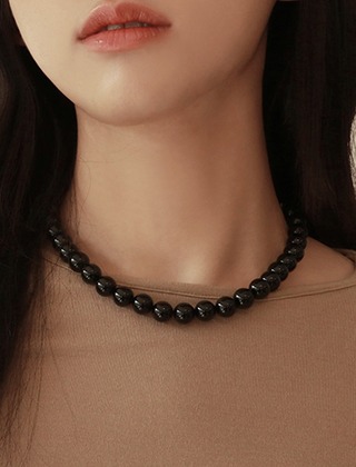 Onyx Necklace _ 10mm